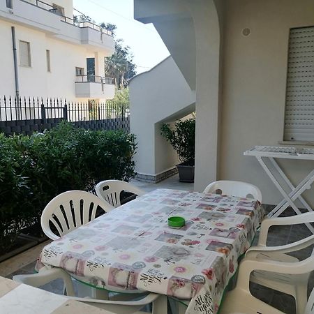 Residence Mare Azzurro 巴莱斯特拉泰 外观 照片